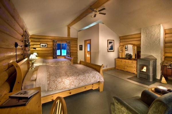 Last Frontier Heliskiing - Bell 2 Lodge - Schlafzimmer